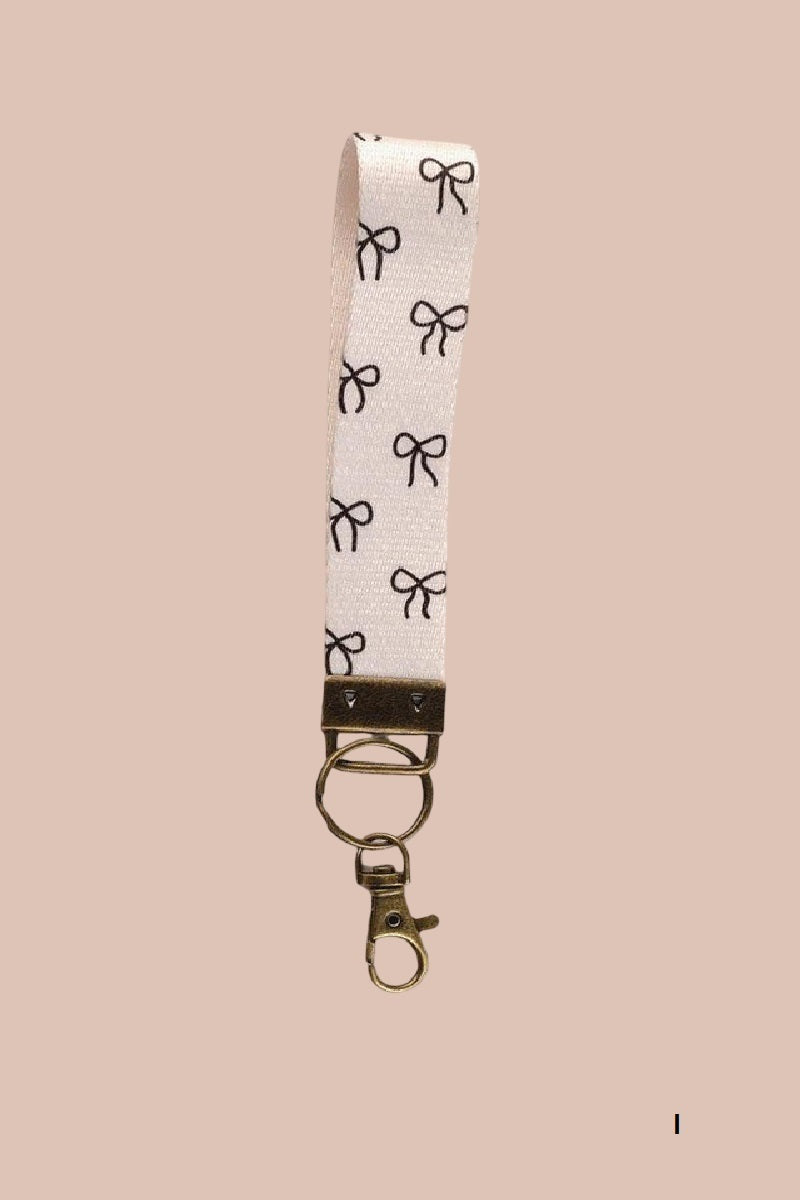Trendy wristlet keychain lanyard