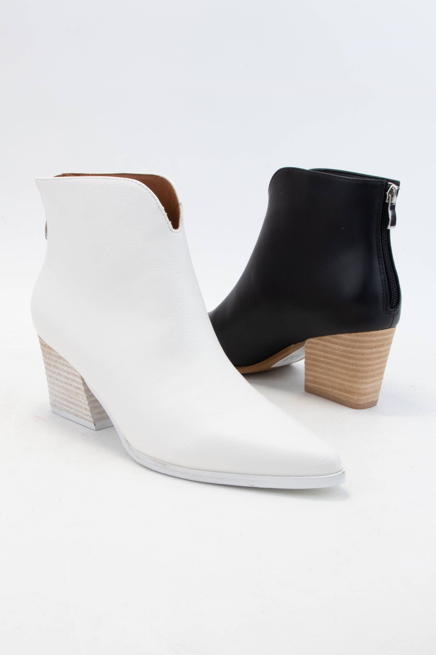 FRONT V-SHAPE CUTOUT BLOCK HEEL BOOTIE