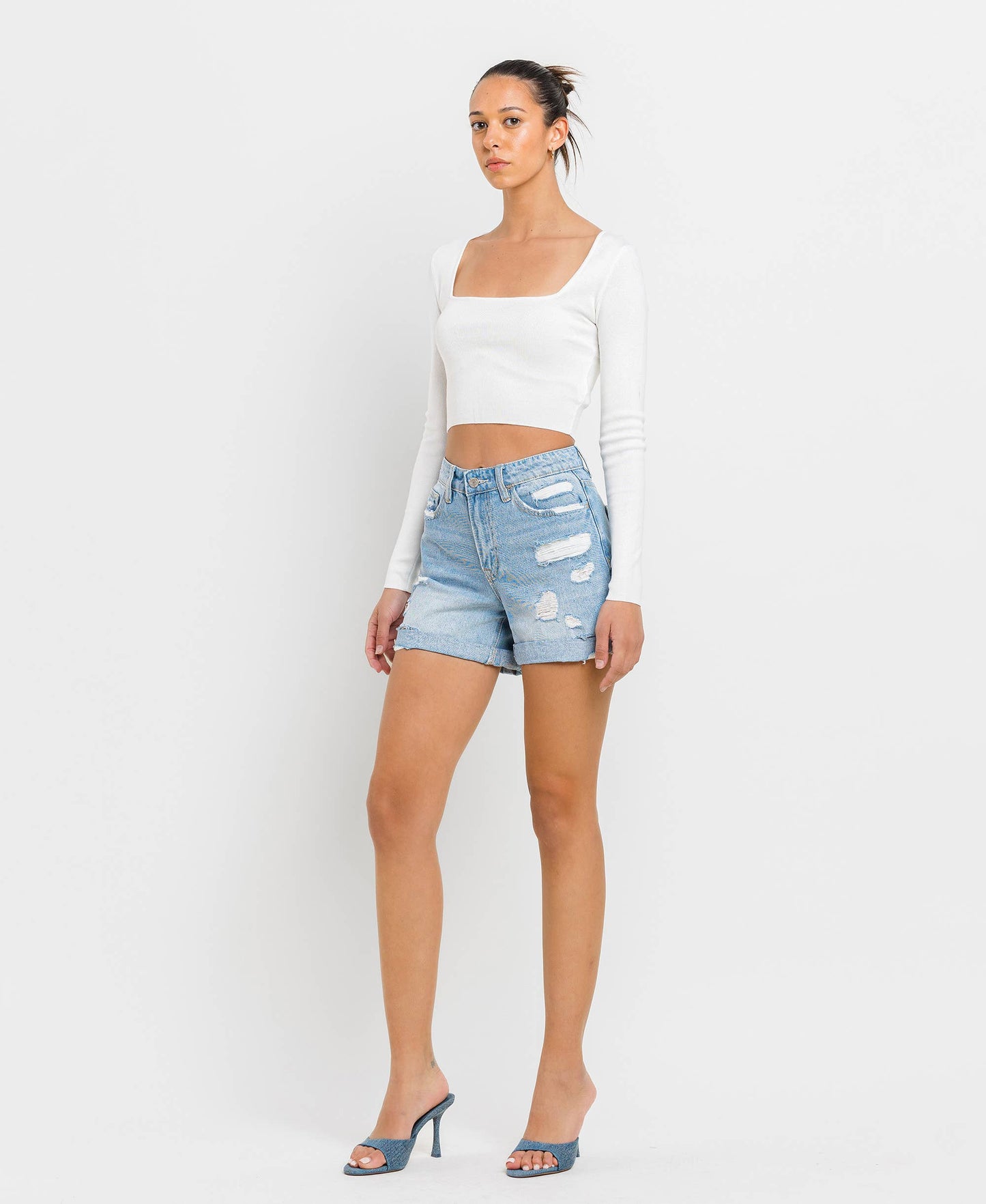 MID RISE DOUBLE CUFFED BOYFRIEND SHORTS
