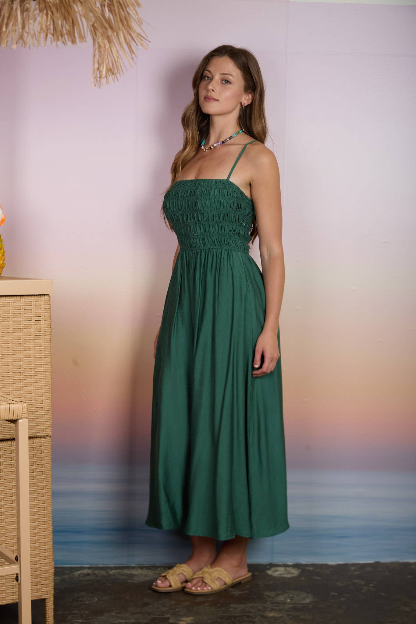 SHIRRED BODICE SPAGHETTI STRAP MIDI DRESS
