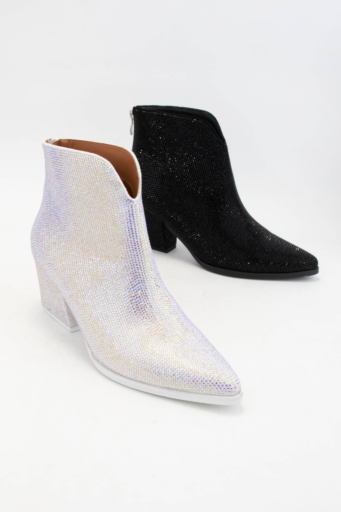 FRONT V-SHAPE CUTOUT BLOCK HEEL BOOTIE