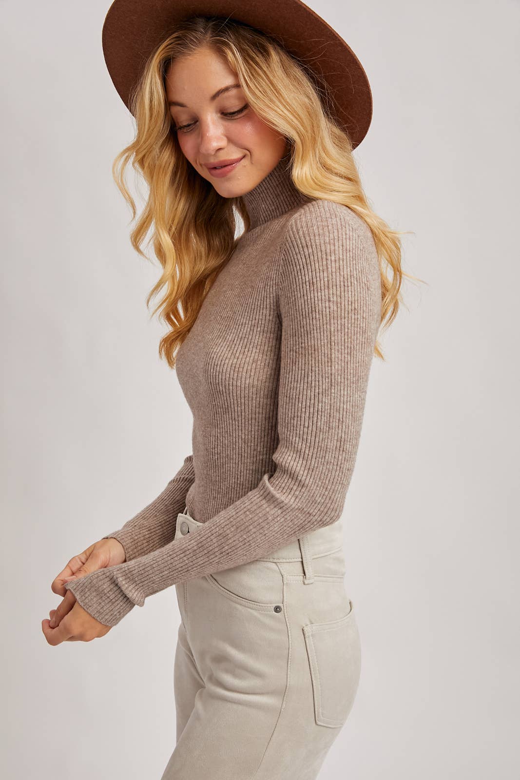 WHOLEGARMENT MOCK NECK RIBBED KNIT TOP