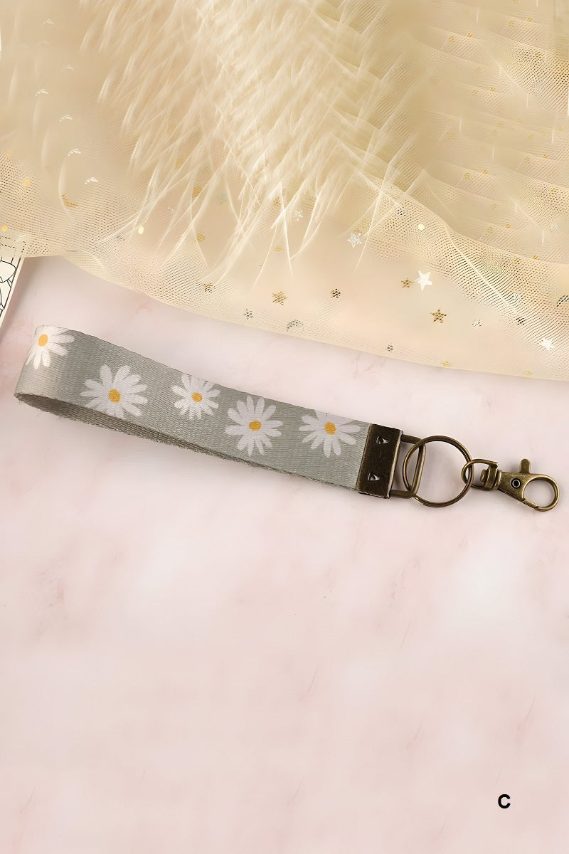 Trendy wristlet keychain lanyard