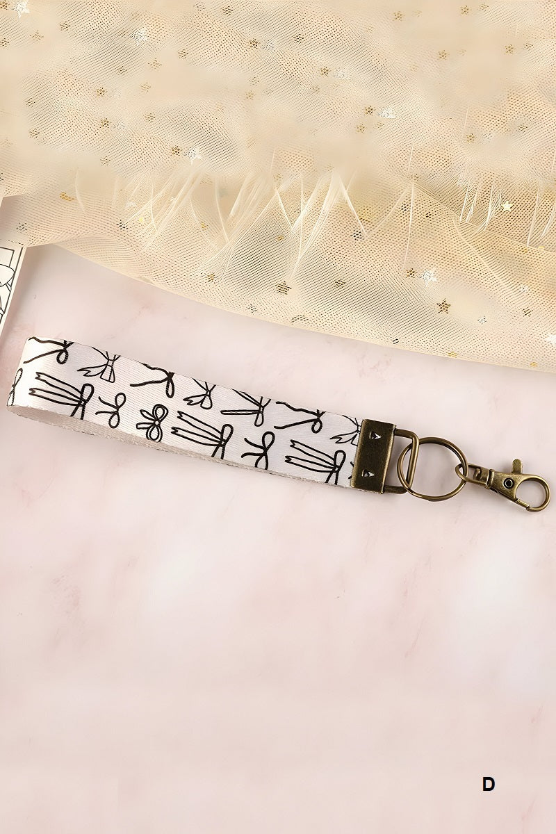 Trendy wristlet keychain lanyard