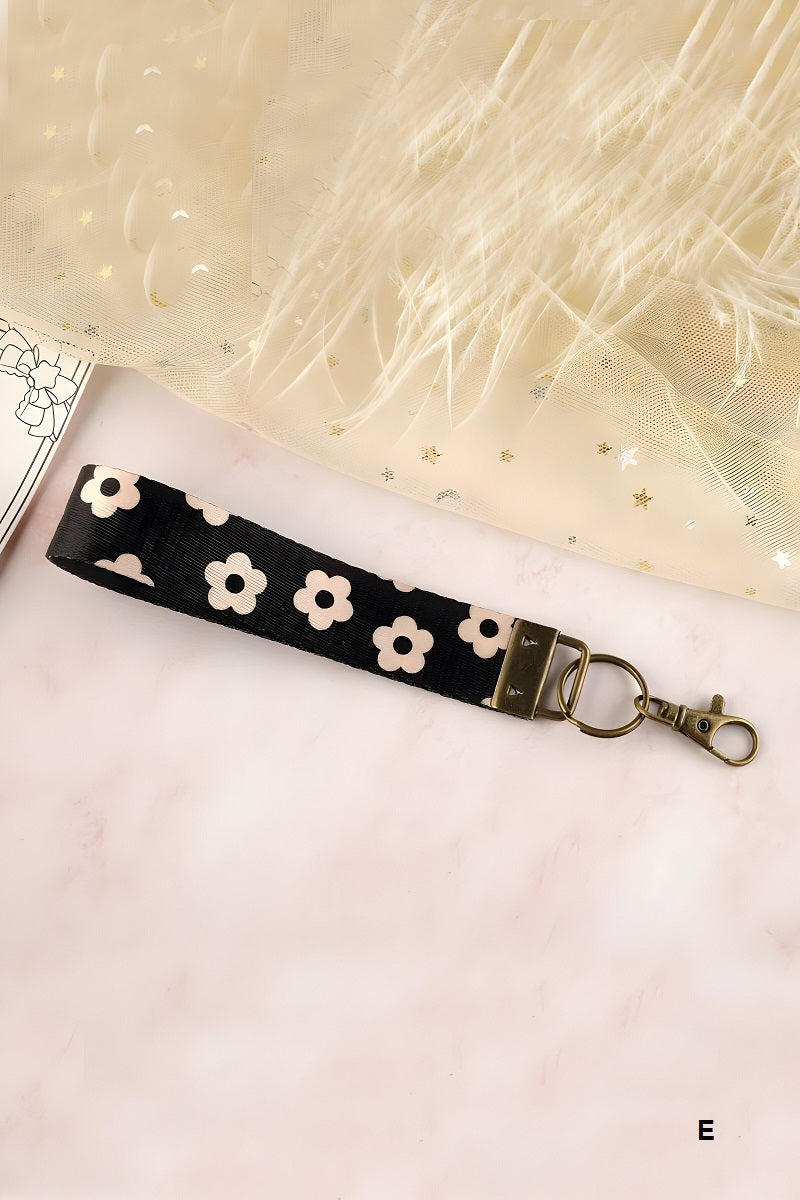 Trendy wristlet keychain lanyard