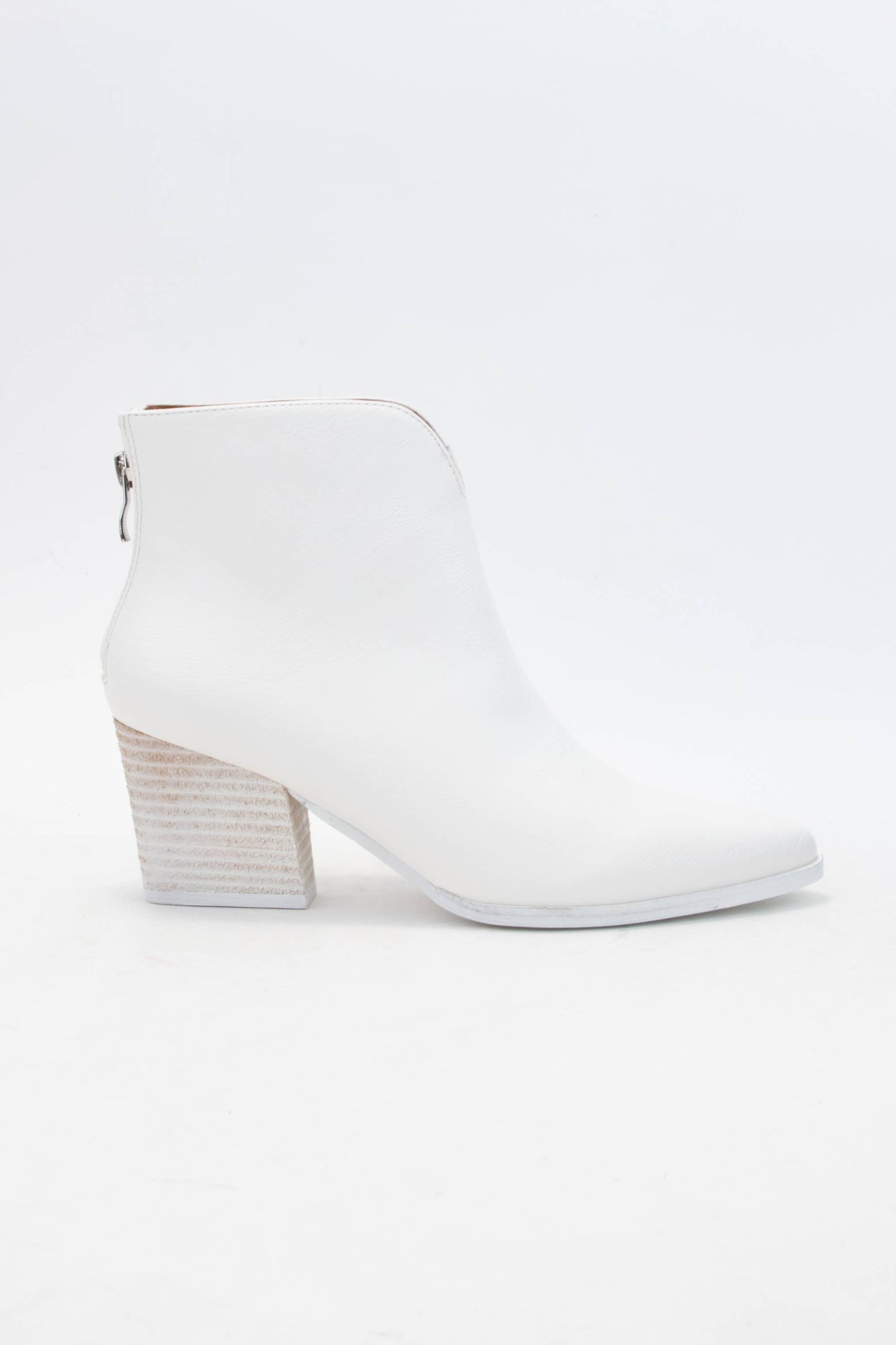 FRONT V-SHAPE CUTOUT BLOCK HEEL BOOTIE